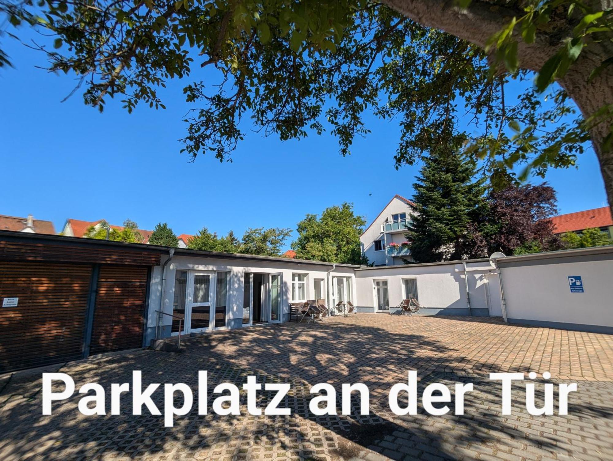 Fewo Urban Gotha-Apartment Friedenstein- Am Schlosspark- Parken An Der Der Tuer- Barrierefrei, 900 Meter Zum Bahnhof - Wallbox Exterior foto